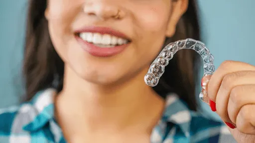 Clear teeth aligner tray